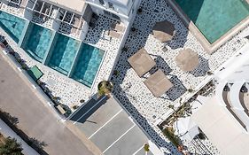 Alexander Studios & Suites - Adults Only